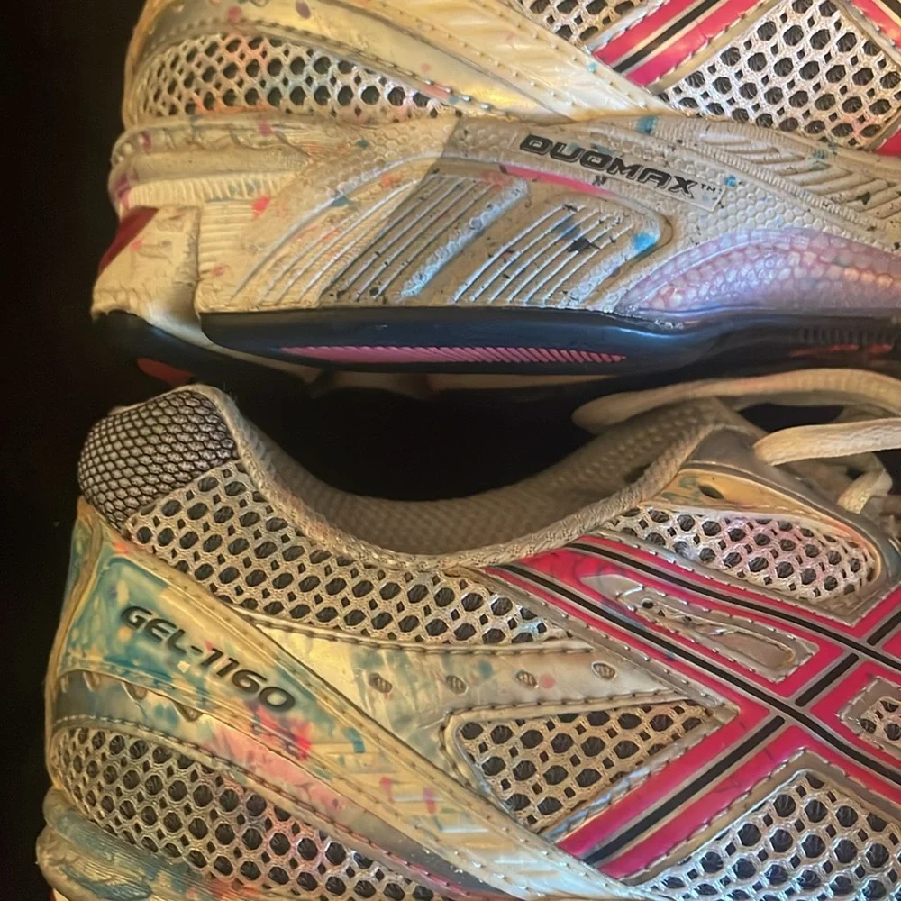 ASICS - Picture 3 of 5